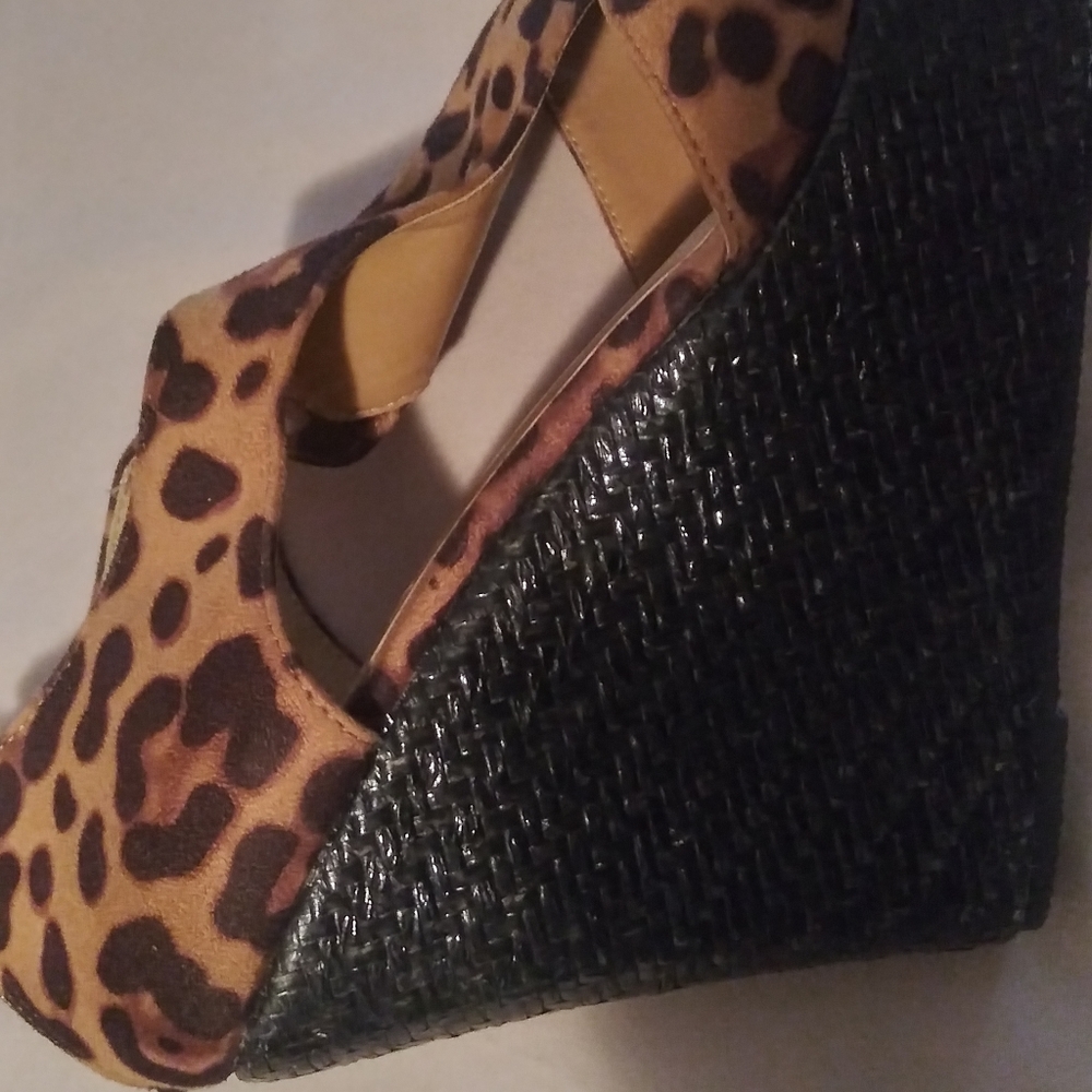 Leopard print wedges